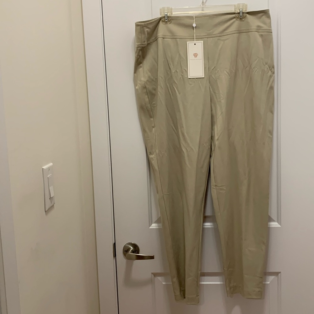 NWT Vanessa Williams trousers 18W